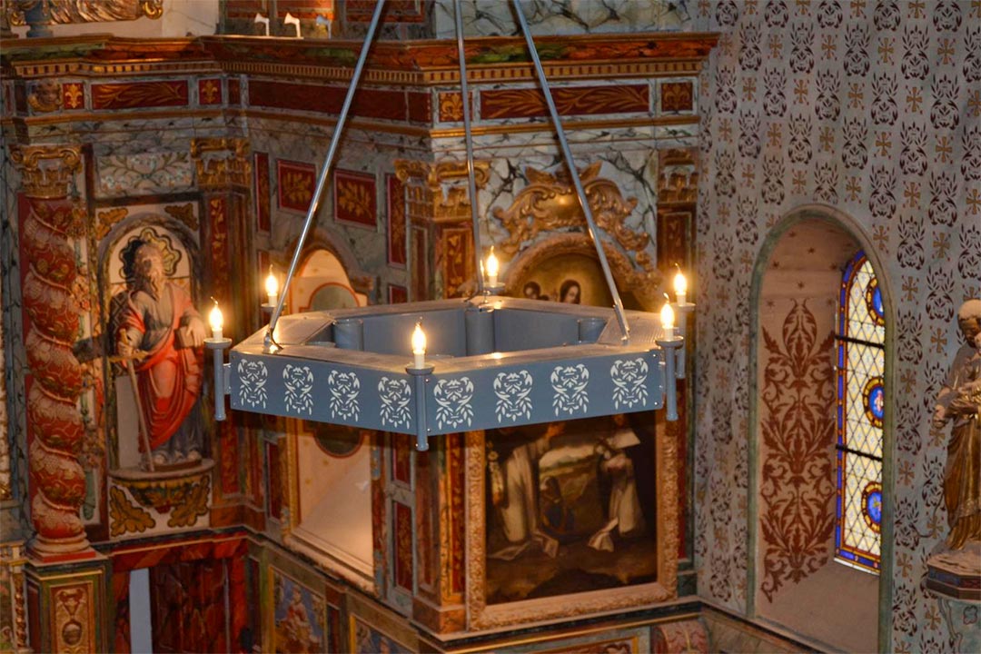 Travaux d’électricité réalisés dans l’église Notre Dame de l’Assomption à Louhossoa